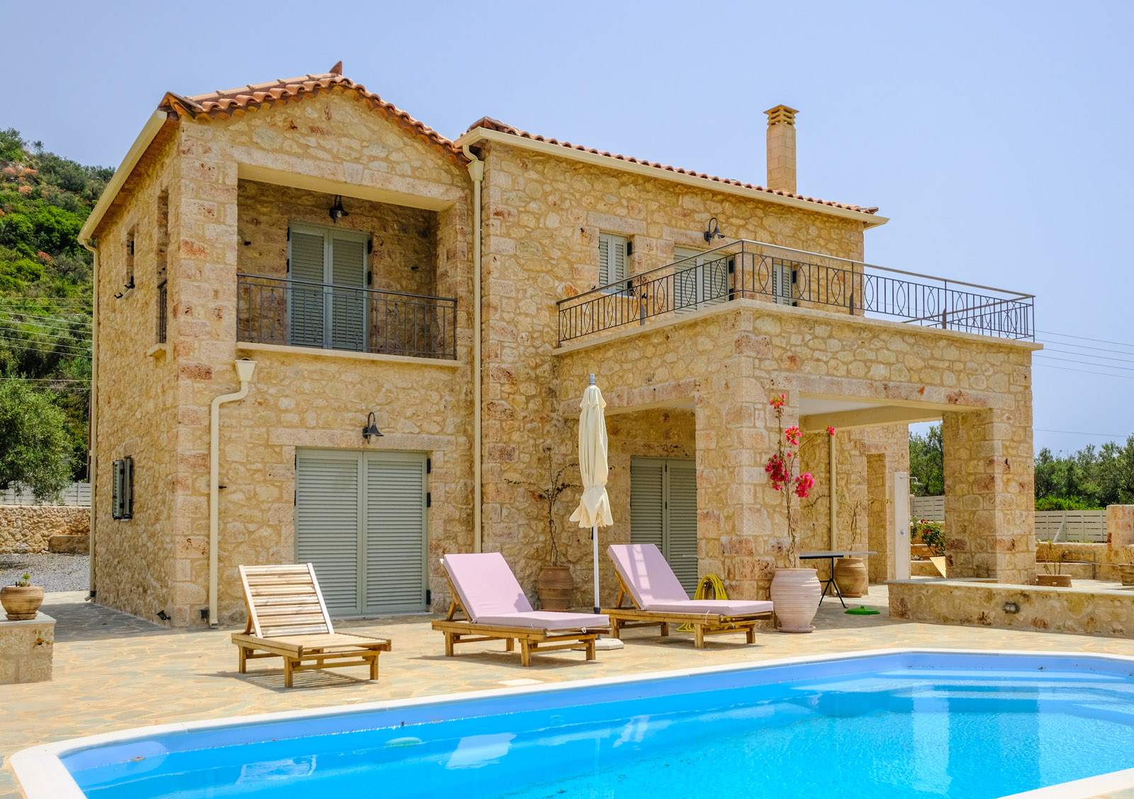 Perdikeas Construction - A stunning stone Mansion in Mani